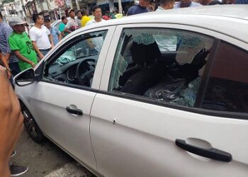 Concejal herido en atentado fue trasladado a Quito para atención médica