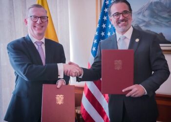 Los EE.UU extiende cooperación con el Ecuador en temas de desarrollo y lanza iniciativa para conservar la Amazonía