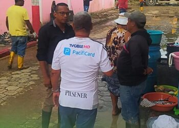 Continúan los desalojos de escombros en áreas afectadas por inundaciones