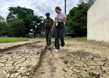 Realizan recorrido para intervenir zona afectada por desbordamiento de ríos en Esmeraldas