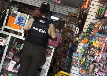 Comerciantes de Atacames y Tonsupa bajan los precios para atraer turistas