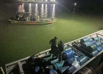 Armada realiza nuevo decomiso de combustible