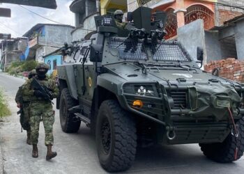 Vehículos blindados Cobra II comienzan a patrullar en Esmeraldas