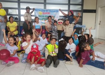 La Policía Nacional fortalece la prevención comunitaria en Quinindé