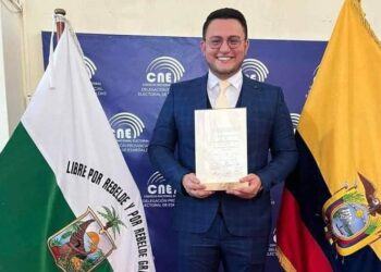 CNE dio credenciales a los asambleístas provinciales electos