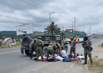 Operativos coordinados entre la Policía y las Fuerzas Armadas se ejecutan en Esmeraldas