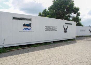 FLOPEC cumple convenio a favor de la Policía de Esmeraldas   