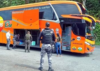 Policía  intensifica operativos de seguridad en ejes viales de Esmeraldas