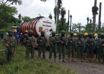 Se detectó una perforación clandestina a la tubería de Petroecuador