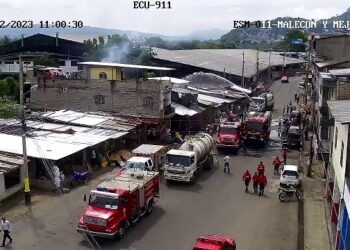 ECU 911 coordinó atención de incendio estructural en Esmeraldas   