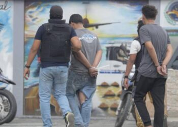 Así reclutan las bandas criminales a los jóvenes en Ecuador: «De esto no se sale con vida»