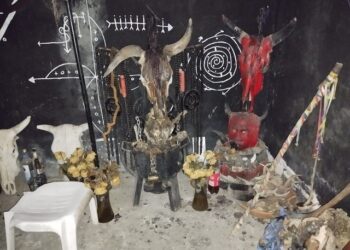 Militares queman santuario satánico de grupo terrorista en Wínchele