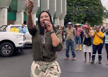 Prefectura tienen 8 nuevas camionetas gracias a la gestión de Roberta Zambrano