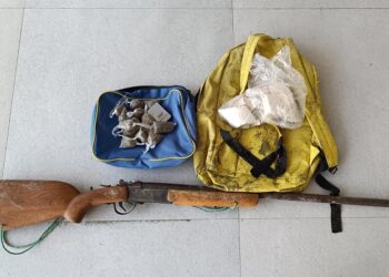 Dos aprehendidos con armas de fuego y sustancias sujetas a fiscalización