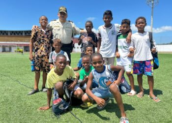 Policía de Esmeraldas inaugura campeonato infantil de fútbol