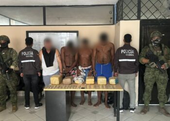 Se aprehendió a cuatro personas y se decomisó cerca de 9 kilos de droga