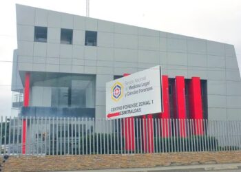Extranjero que transportaba pasajeros en moto fue baleado en parqueadero