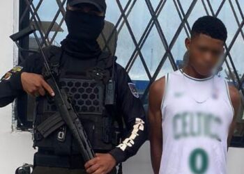 Capturan en flagrancia a sujeto que portaba un arma de fuego