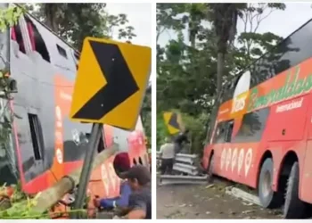 Bus de Trans Esmeraldas se accidenta en la carretera E-20