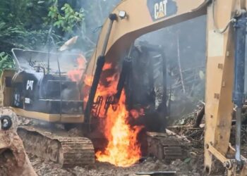 Esmeraldas Fuerza Aérea participa en operación contra la minería ilegal en San Lorenzo